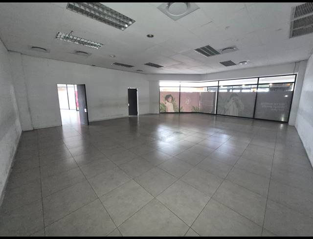 1,297M² RETAIL TO LET IN RIVONIA